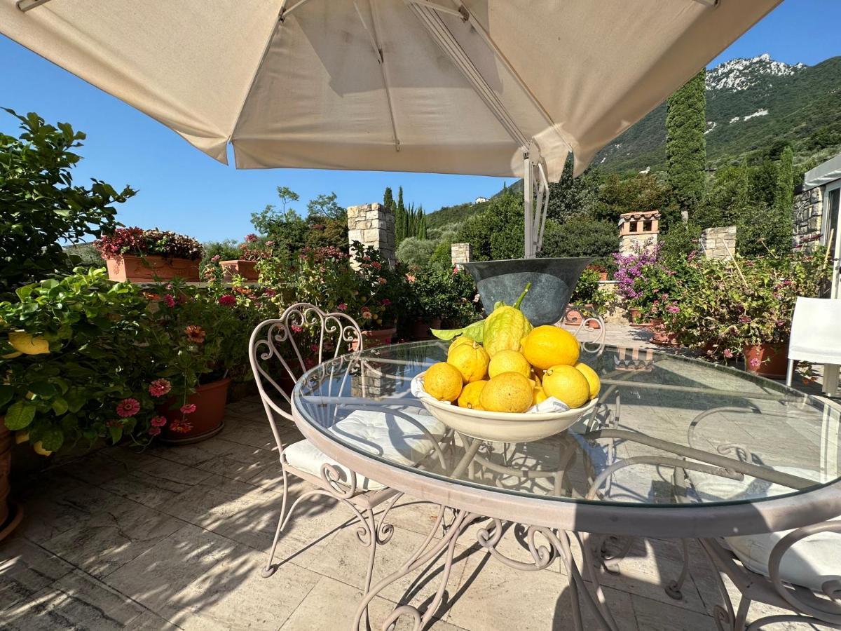 Bed and Breakfast La Cascata Negli Ulivi Toscolano-Maderno Exterior foto
