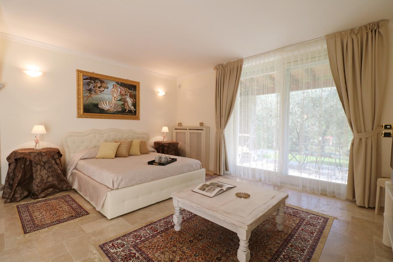 Bed and Breakfast La Cascata Negli Ulivi Toscolano-Maderno Exterior foto